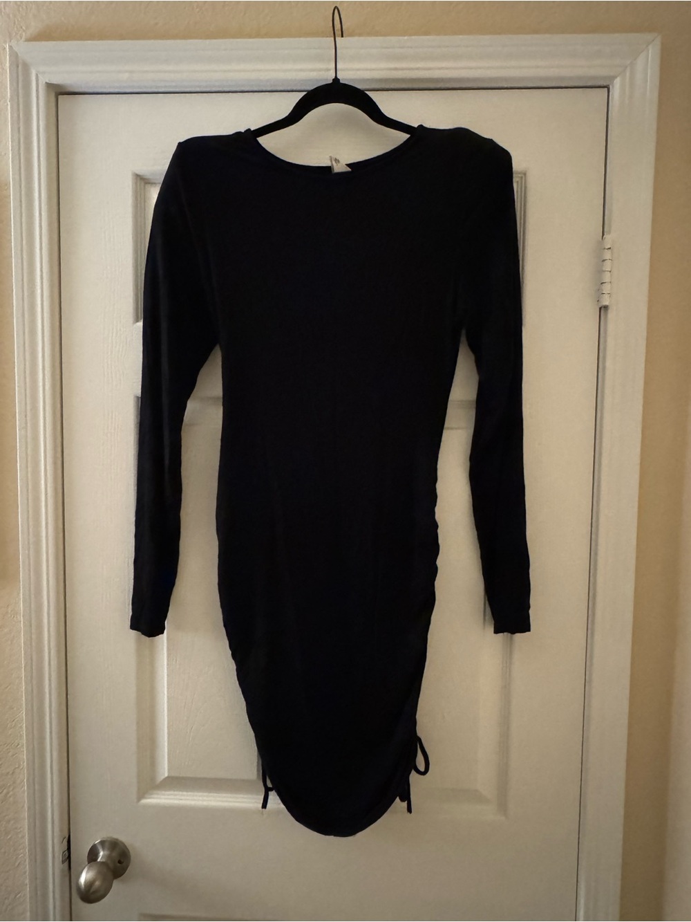 Melrose and Market Black Long-Sleeve Bodycon Dress